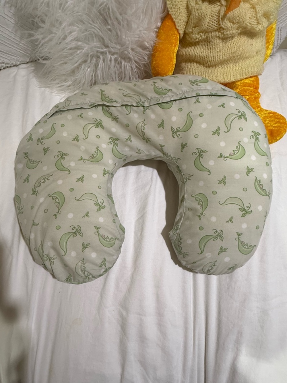 Cotton U-Shaped Nursing Pillow with Green Peapod Print